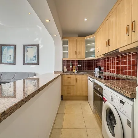 Skol 1a- 2 Bedrooms Sea Views *